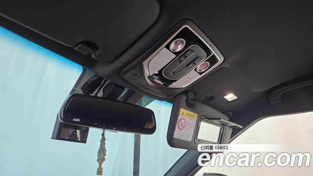 KG Mobility (SsangYong) Torres Gasoline 1.5 4WD Black Edition 2024 — фото 27