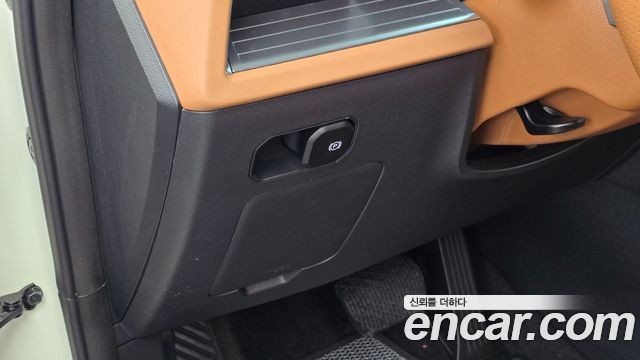 KG Mobility (SsangYong) Torres Gasoline 1.5 4WD Black Edition 2024 — фото 28