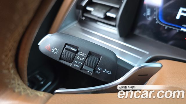 KG Mobility (SsangYong) Torres Gasoline 1.5 4WD Black Edition 2024 — фото 32