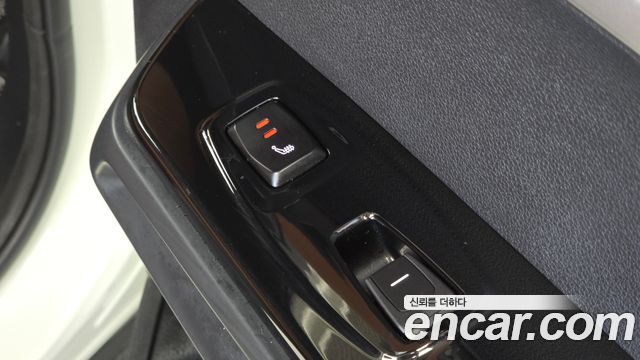 KG Mobility (SsangYong) Torres Gasoline 1.5 4WD Black Edition 2024 — фото 33