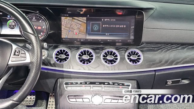 Mercedes-Benz E-Class (W213) E220d Cabriolet 2018 — фото 13