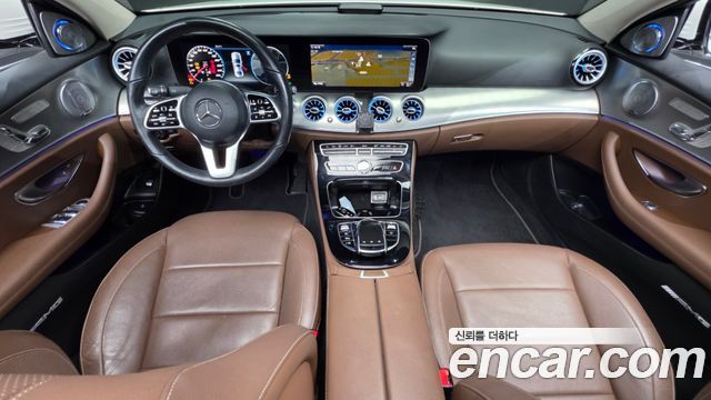 Mercedes-Benz E-Class (W213) E300 AMG Line 2019 — фото 7