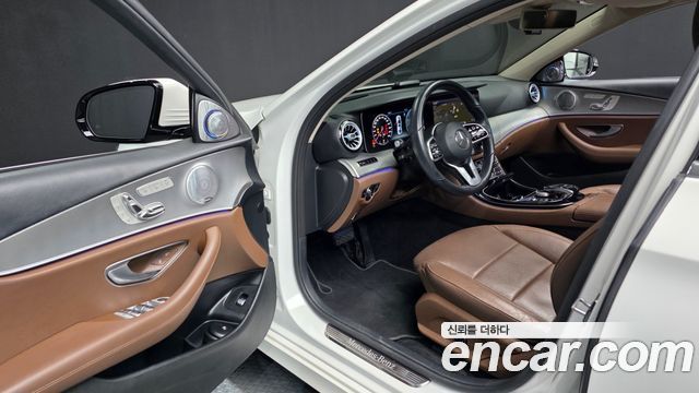 Mercedes-Benz E-Class (W213) E300 AMG Line 2019 — фото 10