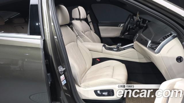 BMW X6 (G06) M50i 2021 — фото 11