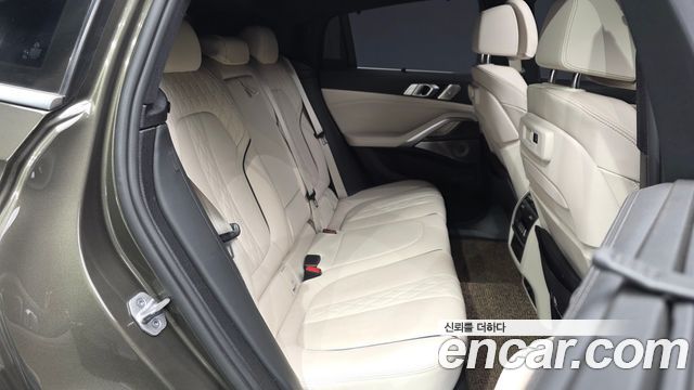 BMW X6 (G06) M50i 2021 — фото 12