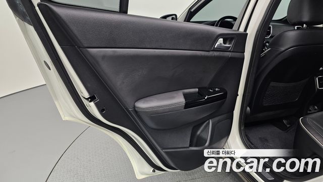 Kia Sportage The Bold Diesel 2.0 2WD Inteligent 2019 — фото 25