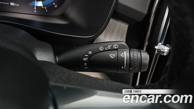 Volvo XC40 B4 Ultra Bright 2025 — фото 30