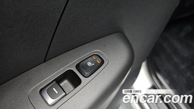 Kia Sportage The Bold Diesel 2.0 2WD Prestige 2021 — фото 30