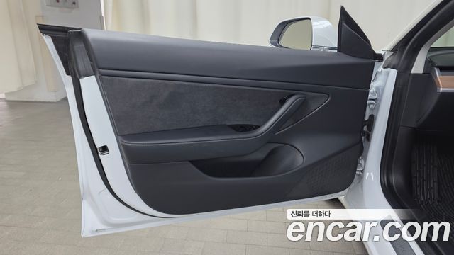 Tesla Model 3 Long Range AWD 2020 — фото 24