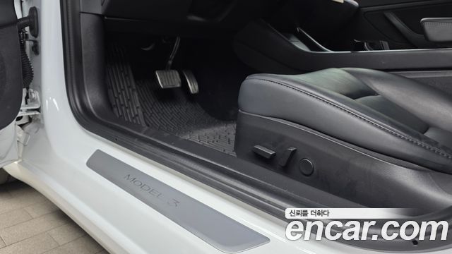 Tesla Model 3 Long Range AWD 2020 — фото 30