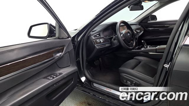 BMW 7 Series (F01) 730d xDrive 2014 — фото 11