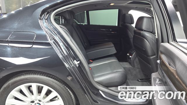 BMW 7 Series (F01) 730d xDrive 2014 — фото 12
