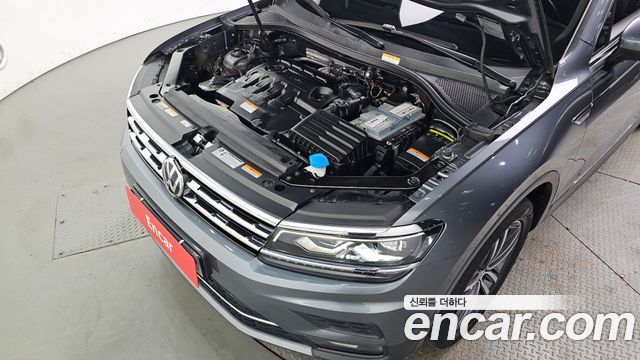 Volkswagen Tiguan Allspace 2.0 TDI Prestige 2020 — фото 6