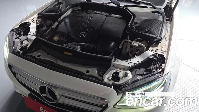 Mercedes-Benz E-Class (W213) E220d Avantgarde 2017 — фото 6
