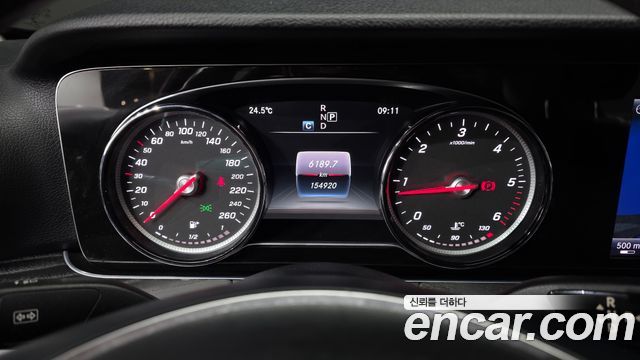 Mercedes-Benz E-Class (W213) E220d Avantgarde 2017 — фото 8
