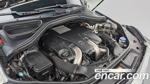 Mercedes-Benz GLS-Class (X166) GLS500 4MATIC 2017 — фото 6