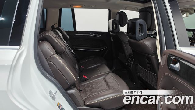 Mercedes-Benz GLS-Class (X166) GLS500 4MATIC 2017 — фото 11