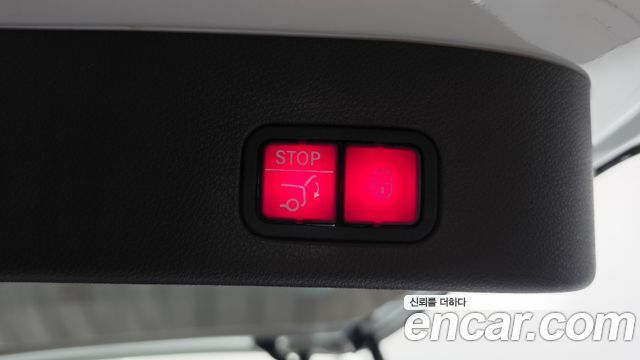 Mercedes-Benz GLS-Class (X166) GLS500 4MATIC 2017 — фото 17