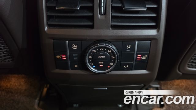 Mercedes-Benz GLS-Class (X166) GLS500 4MATIC 2017 — фото 31