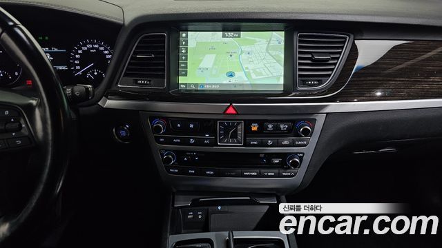 Genesis G80 3.3 GDI Premium Luxury 2017 — фото 14