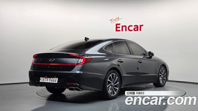 Hyundai Sonata (DN8) 1.6 Turbo Premium Plus 2022 — фото 2