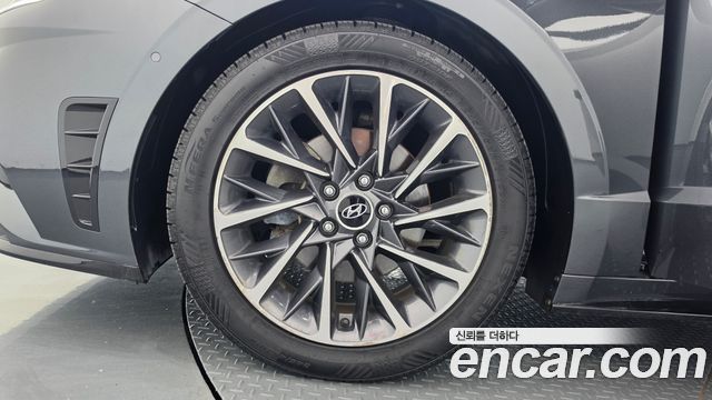 Hyundai Sonata (DN8) 1.6 Turbo Premium Plus 2022 — фото 5