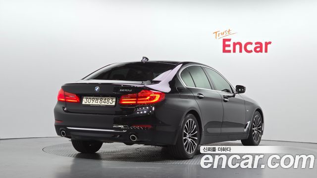 BMW 5 Series (G30) 520d Luxury Plus 2018 — фото 2