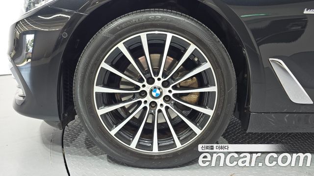 BMW 5 Series (G30) 520d Luxury Plus 2018 — фото 5