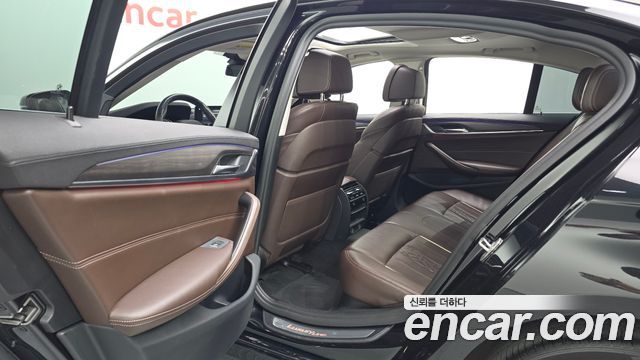 BMW 5 Series (G30) 520d Luxury Plus 2018 — фото 15