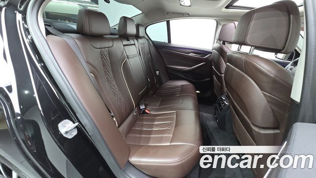 BMW 5 Series (G30) 520d Luxury Plus 2018 — фото 16