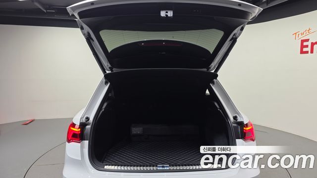Audi Q3 (F3) 35 TDI Premium 2020 — фото 24
