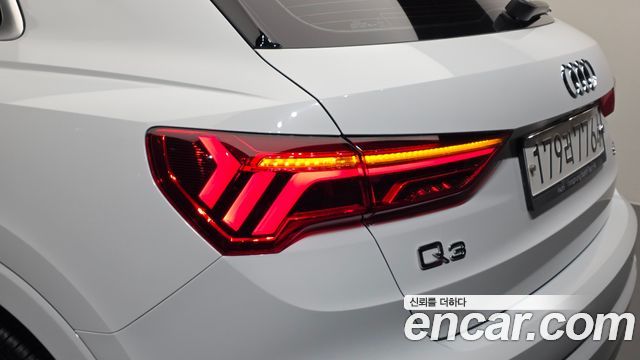 Audi Q3 (F3) 35 TDI Premium 2020 — фото 29