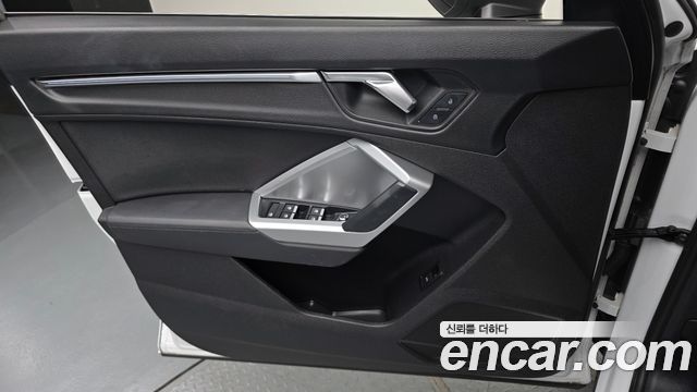 Audi Q3 (F3) 35 TDI Premium 2020 — фото 30