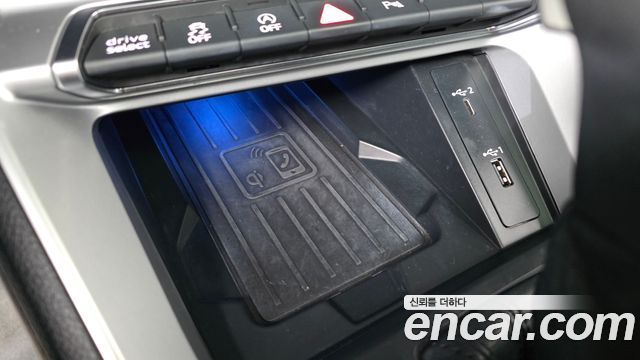 Audi Q3 (F3) 35 TDI Premium 2020 — фото 39
