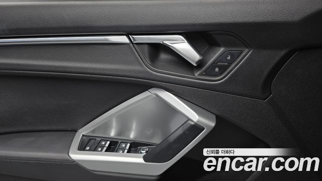 Audi Q3 (F3) 35 TDI Premium 2020 — фото 40
