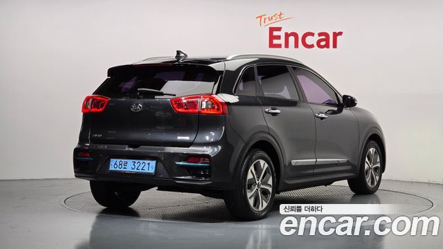 Kia Niro EV Noblesse 2019 — фото 2