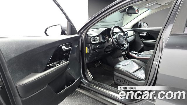 Kia Niro EV Noblesse 2019 — фото 10