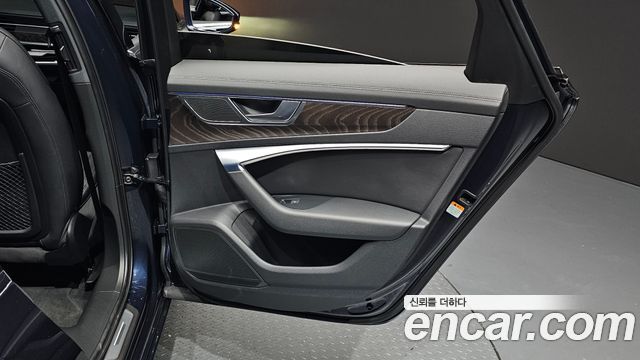 Audi A6 (C8) 45 TFSI Premium 2021 — фото 31