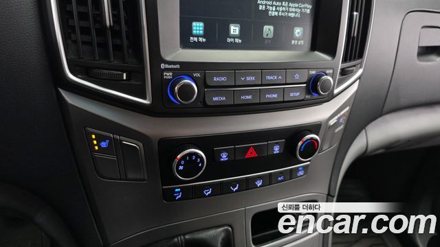 Hyundai Grand Starex Van 3-Seater Smart 2021 — фото 17