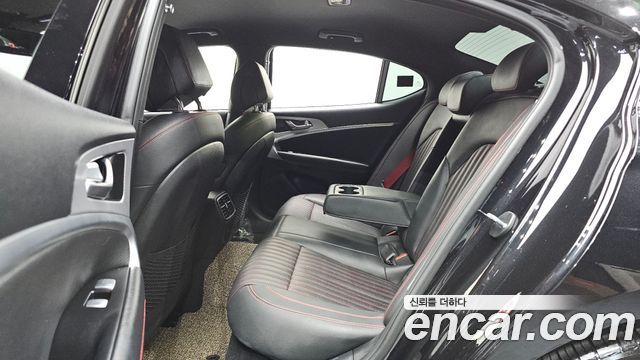 Genesis G70 Gasoline 2.0T 4WD 2021 — фото 15