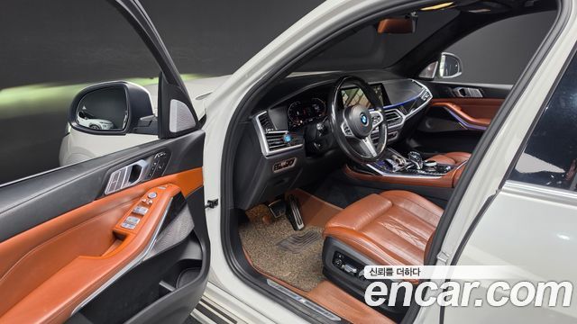 BMW X7 (G07) xDrive 40i M Sport 6STR 2022 — фото 10