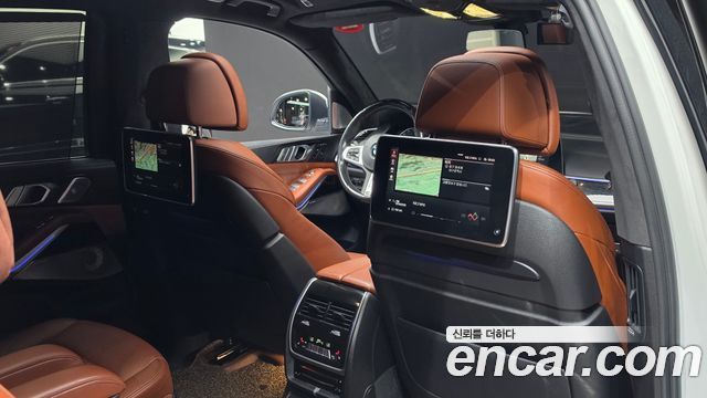 BMW X7 (G07) xDrive 40i M Sport 6STR 2022 — фото 23