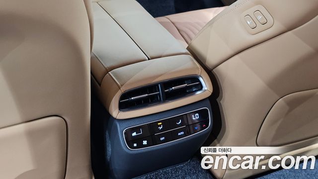Genesis G80 (RG3) Gasoline 3.5 Turbo AWD 2024 — фото 38
