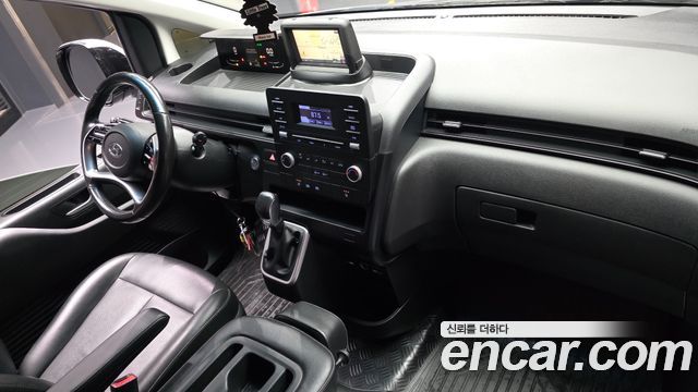 Hyundai Staria Cargo 3-Seater Modern 2022 — фото 7