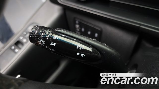 Hyundai Staria Cargo 3-Seater Modern 2022 — фото 19
