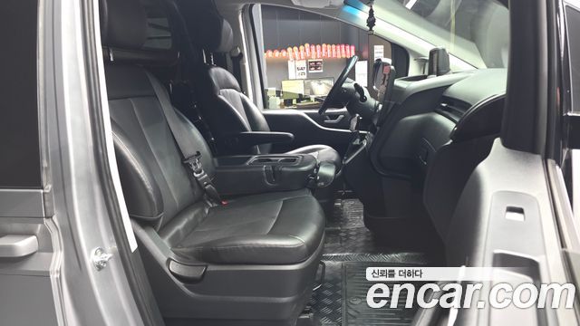 Hyundai Staria Cargo 3-Seater Modern 2022 — фото 26