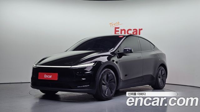 Tesla Model Y RWD 2025 — фото 1