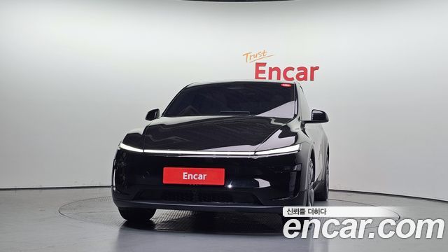 Tesla Model Y RWD 2025 — фото 3