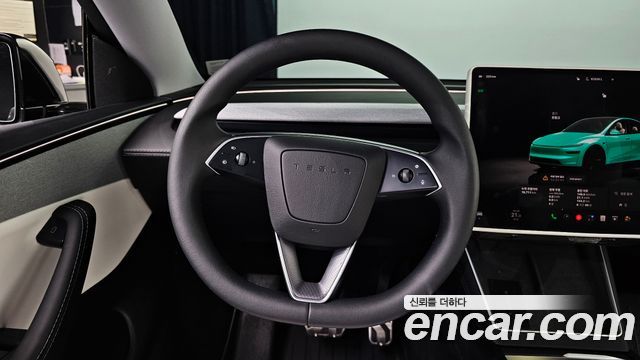 Tesla Model Y RWD 2025 — фото 13