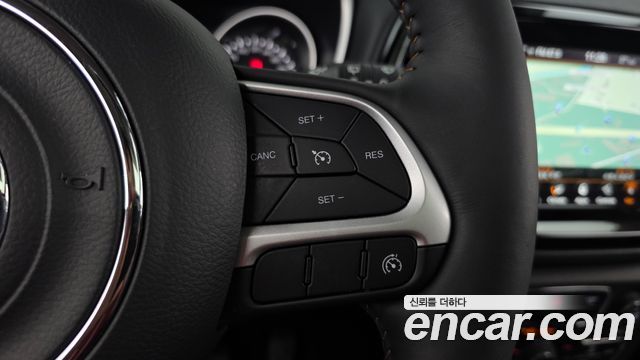 Jeep Compass (II) 2.4 Limitied AWD 2019 — фото 31